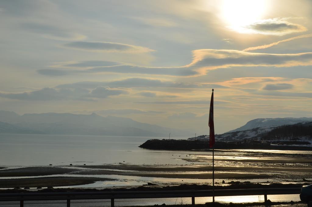 Bjerkvik Hotell Esterno foto