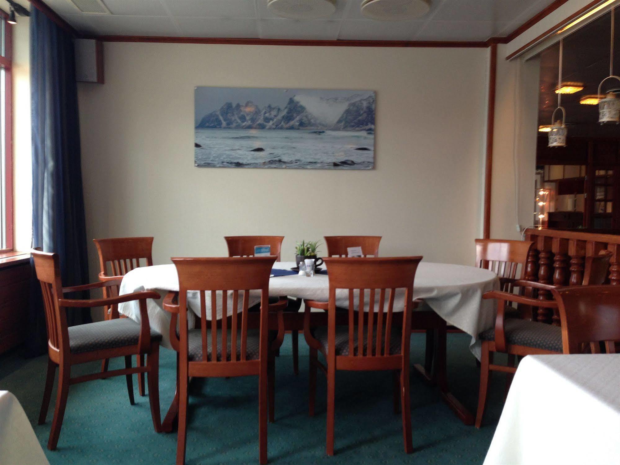 Bjerkvik Hotell Esterno foto