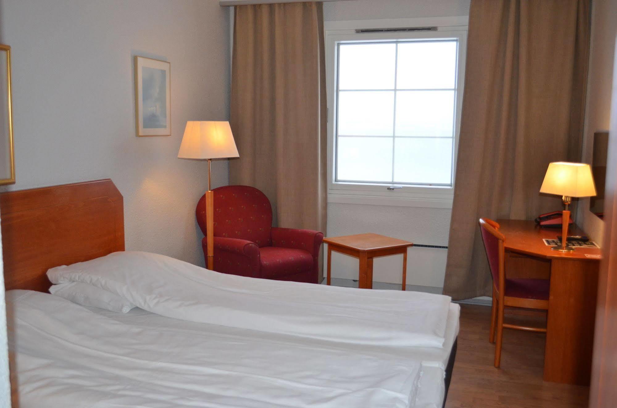Bjerkvik Hotell Esterno foto