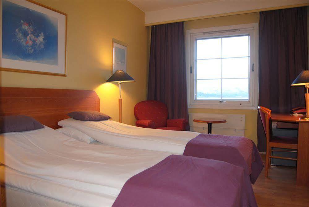 Bjerkvik Hotell Esterno foto