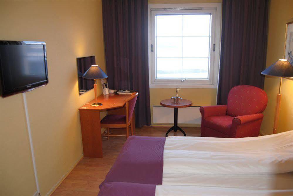 Bjerkvik Hotell Esterno foto